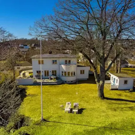 Seaside 5 Bedroom Sleeps 10 Garder (Vestby)