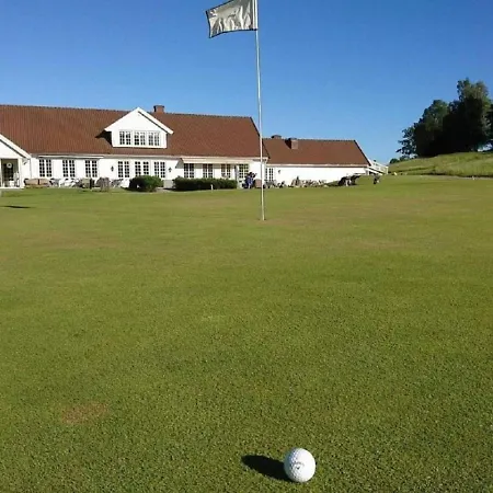 Seaside 5 Bedroom Sleeps 10 * Garder (Vestby)